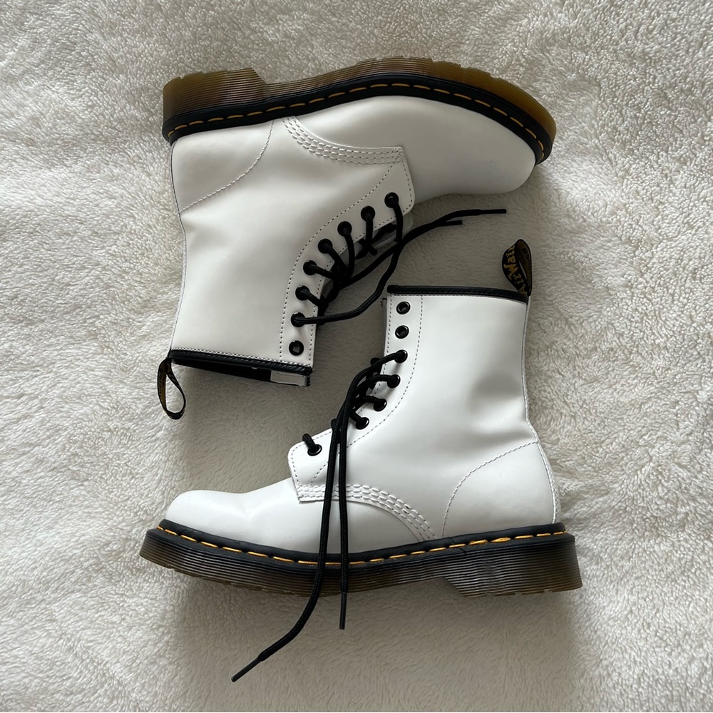 Dr. Martens💛Price Drop!